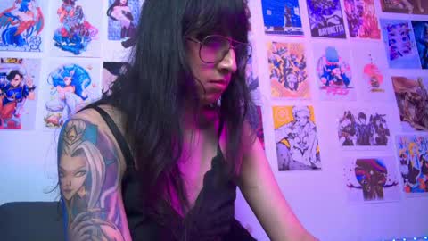 Snapshot of snowblack_ chatting on 02-09-25, 09:39 Snow and Bubble online show from 02-09-25, 09:39