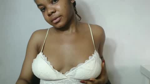 snowdrop5 online show from 03-06-25, 04:17