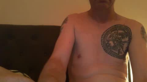 Snapshot of snub71 chatting on 02-11-26, 03:39 snub71 online show from 02-11-26, 03:39