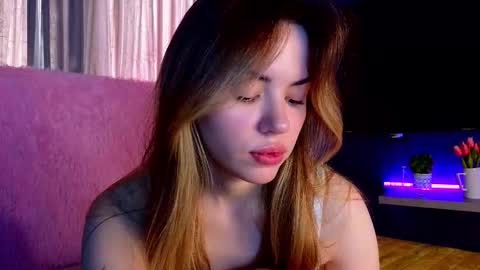 Sofia online show from 11-21-25, 09:52