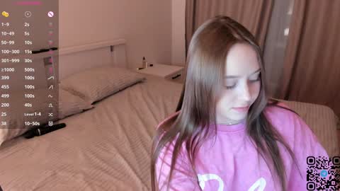 Snapshot of sofaris chatting on 02-06-25, 06:02 Sophy online show from 02-06-25, 06:02