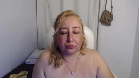 soffi_hott online show from 10-04-25, 11:03