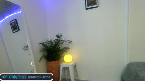 Snapshot of soffi_rousel_ chatting on 12-30-24, 07:11 soffi_rousel_ online show from 12-30-24, 07:11