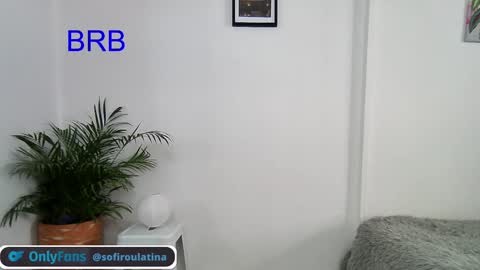 Snapshot of soffi_rousel_ chatting on 01-08-25, 08:39 soffi_rousel_ online show from 01-08-25, 08:39