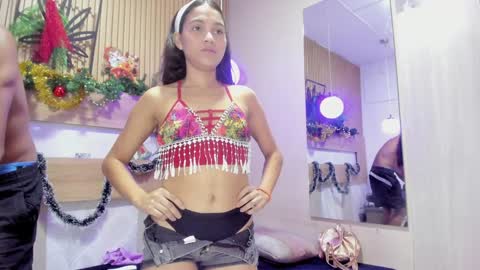 Soffia bless online show from 12-21-24, 04:36