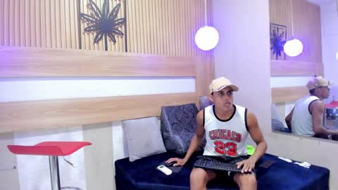 Soffia bless online show from 01-11-25, 07:59