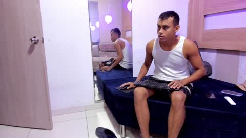 Soffia bless online show from 01-23-25, 11:04