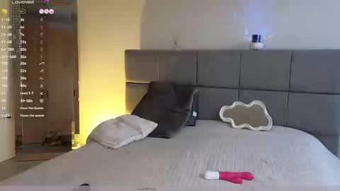 IG Soffimoon   I THANK YOU FOR LEAVING YOUR FOLLOW online show from 03-16-26, 09:19