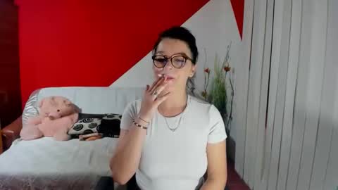 Snapshot of soffy_skye chatting on 09-18-25, 05:09 Soffy online show from 09-18-25, 05:09