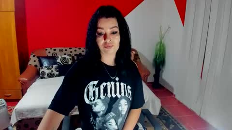 Snapshot of soffy_skye chatting on 10-11-25, 03:39 Soffy online show from 10-11-25, 03:39