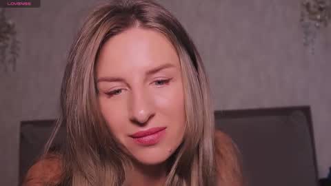 soffyasi online show from 09-15-25, 08:03