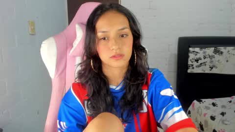 sofia online show from 01-19-25, 03:42