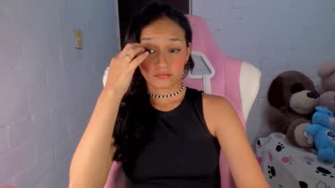 sofia online show from 02-18-25, 10:36