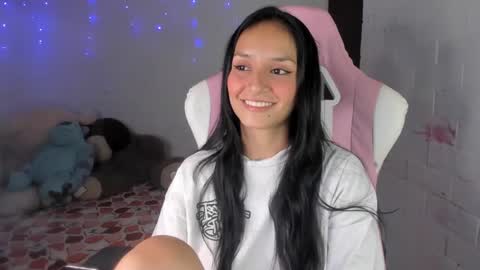 sofia online show from 10-08-25, 05:05