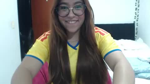 Snapshot of sofi4__ chatting on 06-18-26, 05:51 sofi online show from 06-18-26, 05:51