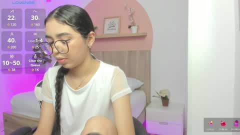 Snapshot of sofi_alix chatting on 07-08-26, 06:56 S O F I online show from 07-08-26, 06:56