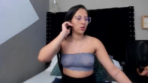 Snapshot of sofi_collins1 chatting on 10-15-25, 08:20 Sofia online show from 10-15-25, 08:20