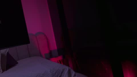 Sofia online show from 11-26-25, 11:55