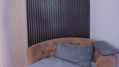 Snapshot of sofi_lassa_ chatting on 11-28-25, 05:26 SOFIA online show from 11-28-25, 05:26