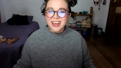Sofi Lynch online show from 07-23-26, 04:32