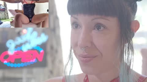 Snapshot of sofi_mora chatting on 09-10-25, 02:50 Sofi Mora online show from 09-10-25, 02:50