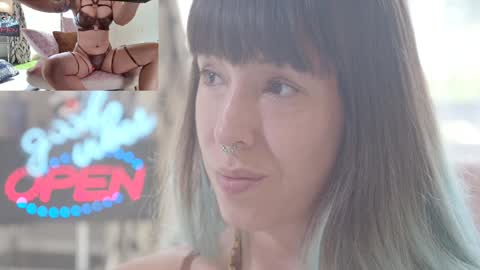 Snapshot of sofi_mora chatting on 09-27-25, 02:22 Sofi Mora online show from 09-27-25, 02:22