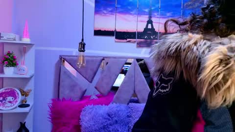 Sofi Noa online show from 10-04-25, 11:19