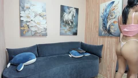 sofi_posada online show from 11-29-25, 01:47