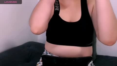 sofi rojas online show from 06-07-26, 02:27