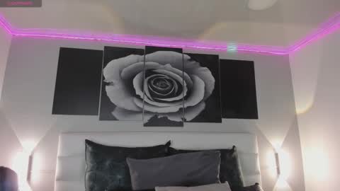 sofi_sp online show from 11-28-25, 11:35