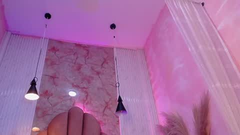 Snapshot of sofi_thomas_ chatting on 07-05-26, 11:17 Sofia online show from 07-05-26, 11:17