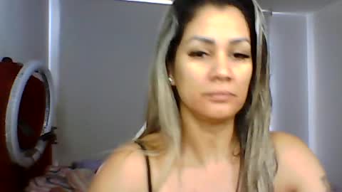 Snapshot of sofi_vip19 chatting on 08-02-26, 04:16 sofi_vip19 online show from 08-02-26, 04:16