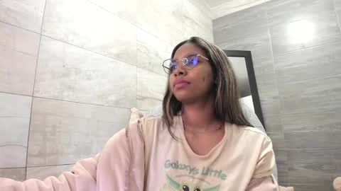 Snapshot of sofia86379 chatting on 12-21-24, 12:53 sofia86379 online show from 12-21-24, 12:53