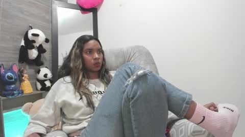 Snapshot of sofia86379 chatting on 03-12-25, 03:13 sofia86379 online show from 03-12-25, 03:13