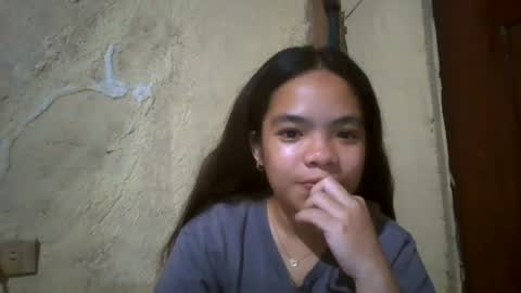 Snapshot of sofia_587145 chatting on 08-03-26, 10:32 sofia_587145 online show from 08-03-26, 10:32