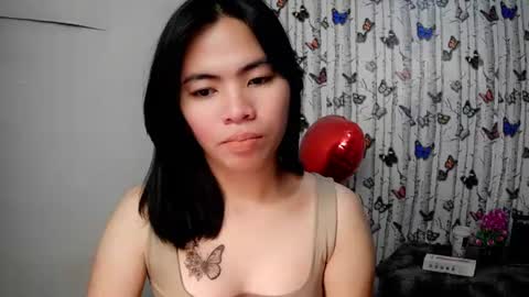 Snapshot of sofia_ava24 chatting on 10-14-25, 05:19 Chady online show from 10-14-25, 05:19