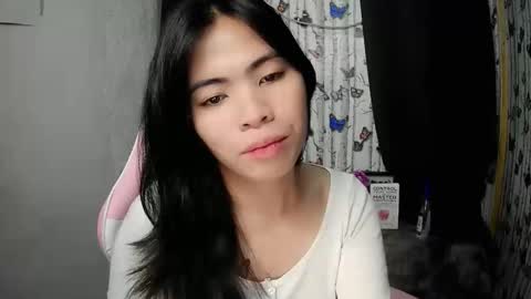 Snapshot of sofia_ava24 chatting on 05-16-26, 06:21 Chady online show from 05-16-26, 06:21