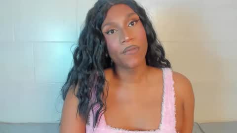 Snapshot of sofia_barboza chatting on 02-22-25, 06:39 Sofia online show from 02-22-25, 06:39