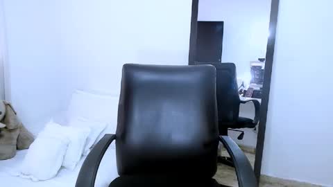 Snapshot of sofia_erotic chatting on 12-27-24, 02:12 sofia Ill be back on Tuesday June 4. online show from 12-27-24, 02:12