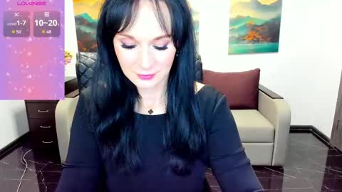 Snapshot of sofia_ford chatting on 11-17-25, 02:23 Sofia online show from 11-17-25, 02:23