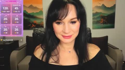 Snapshot of sofia_ford chatting on 11-30-25, 01:26 Sofia online show from 11-30-25, 01:26