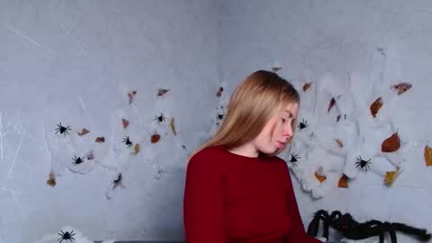 Sofia here online show from 10-14-25, 12:44