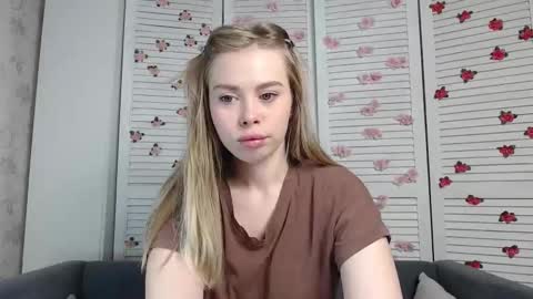 Snapshot of sofia_here chatting on 01-19-26, 12:25 Sofia here online show from 01-19-26, 12:25