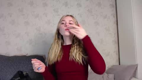 Snapshot of sofia_here chatting on 02-10-26, 12:15 Sofia here online show from 02-10-26, 12:15