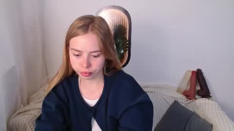 Snapshot of sofia_here chatting on 06-10-26, 11:57 Sofia here online show from 06-10-26, 11:57