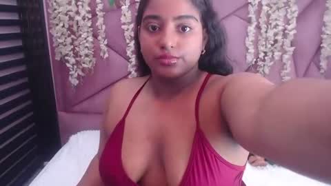 Snapshot of sofia_hernandeez_ chatting on 06-24-26, 08:19 Sofi online show from 06-24-26, 08:19