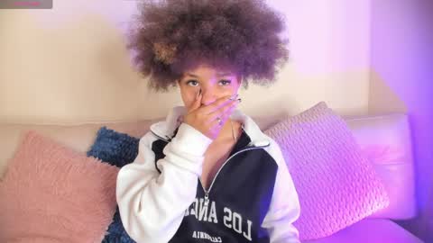 S O F I A  online show from 03-30-26, 07:48