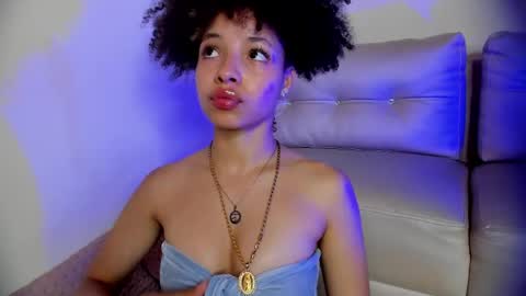 Snapshot of sofia_kay_ chatting on 05-23-26, 07:40 S O F I A online show from 05-23-26, 07:40