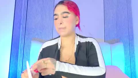 Sofia online show from 12-23-25, 03:04