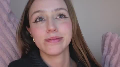 Snapshot of sofia_palacios_ chatting on 01-11-26, 03:44 online show from 01-11-26, 03:44